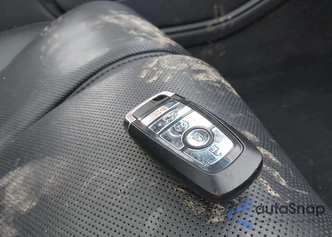 2020 Lincoln Continental Reserve from USA, damaged, VIN 1LN6L9NP6L5606322